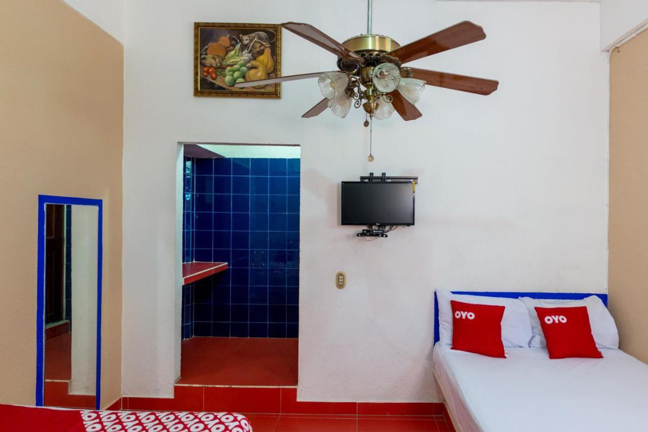 Hotel Isis Zihuatanejo Exterior foto